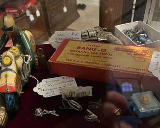 ANTIQUE TOY CAP PISTOLS