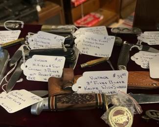 ANTIQUE POCKET KNIVES