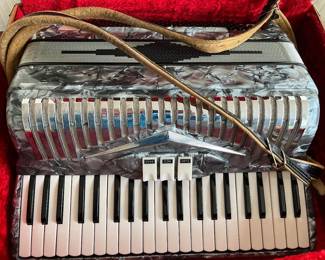 Accordion - made in Italy model C30