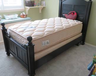 Twin bed