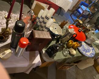 thermos’s plastic cups, wok, etc 