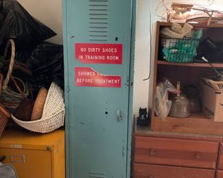 Single locker- Sunday Special