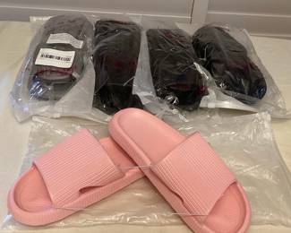 CCS038 Pink, Grey & Black Slides Women’s Size 7-8? New