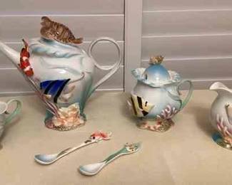 CCS062 Alii Porcelain Sea Life Tea Set