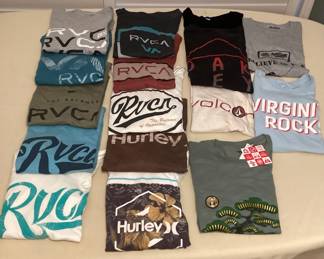 CCS091 Sixteen Brand Named Men’s T-Shirts M-L