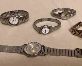 CCS066 Five Women’s Stainless Steel Band Watches