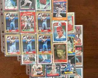 Over 60 Mike Schmidt Baseball Cards
