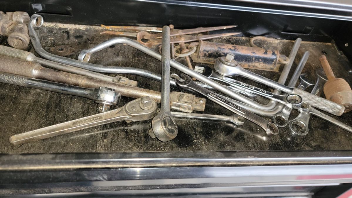 Belton Estate Sale starts on 12/9/2023