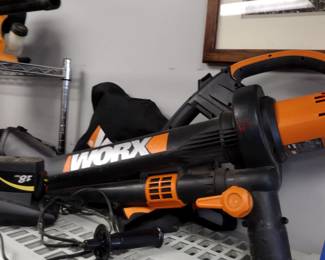 Works blower and mulcher.