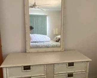 Bedroom mirror white