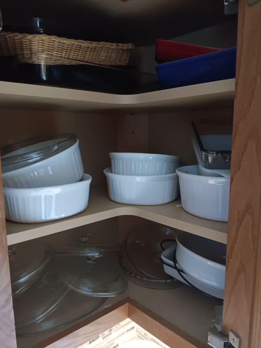 ULTIMATE QUALITY FURNITURE, TOOLS, KITCHENWARE... starts on 12/1/2023