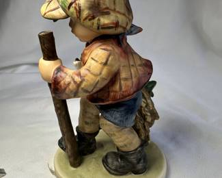 Goebel Hummel On Secret Path