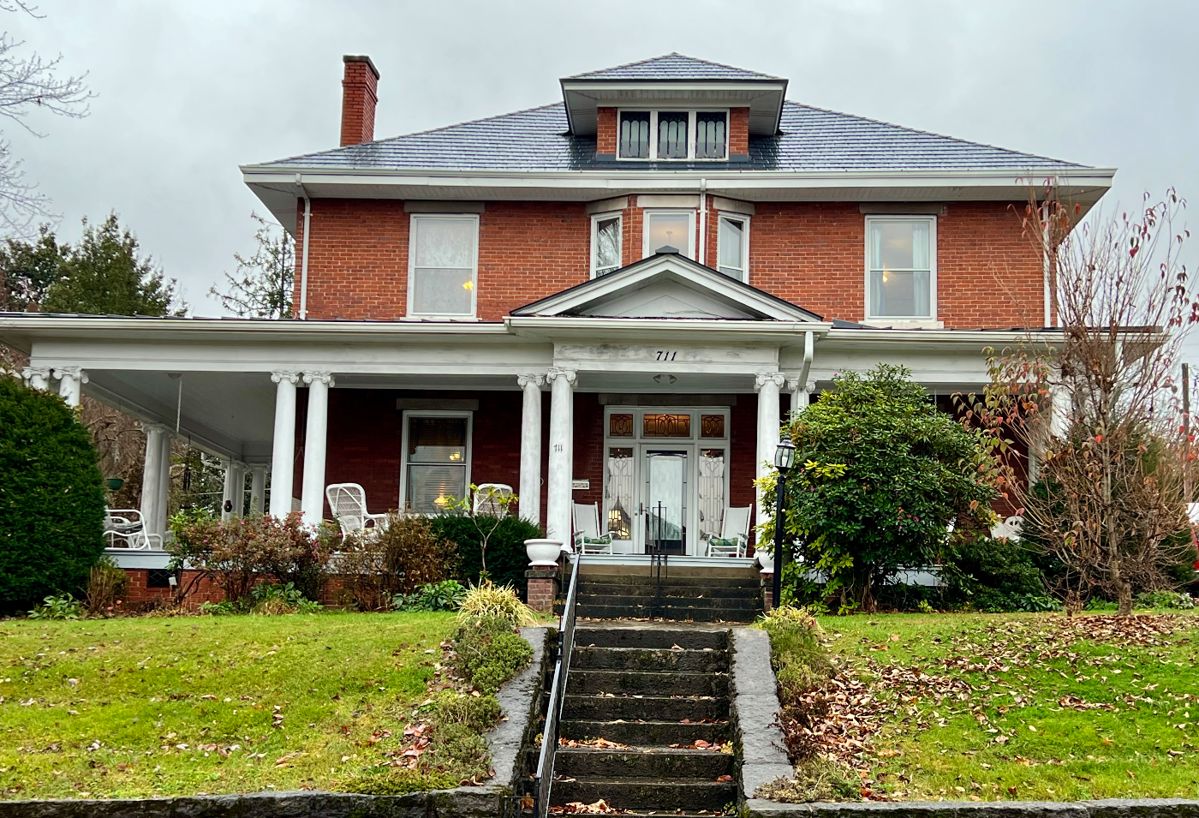 Timeless on the Tree Streets in Johnson City, TN starts on 11/30/2023