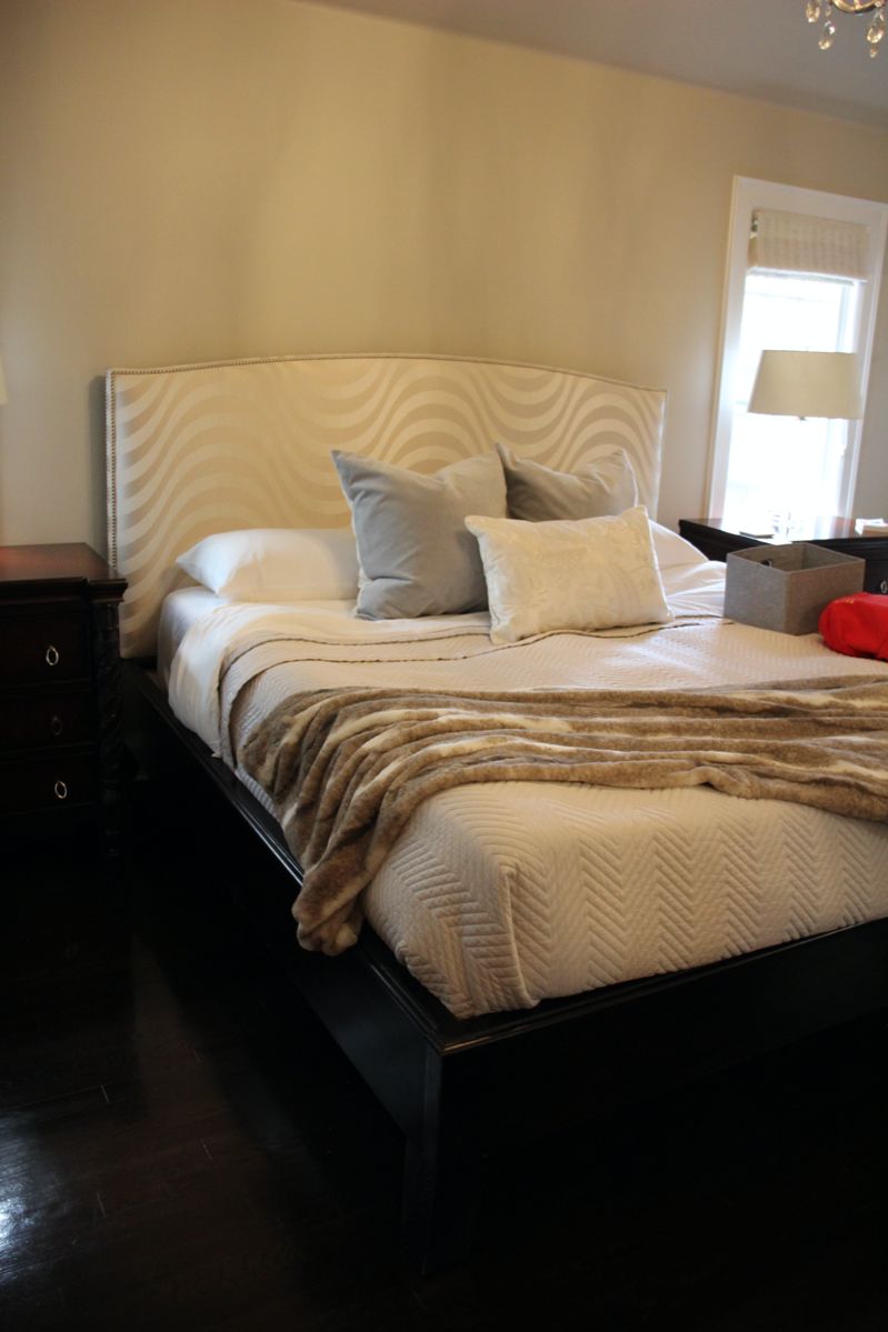 Ann's Tag Sales Ridgewood Designer clothing,... starts on 12/8/2023