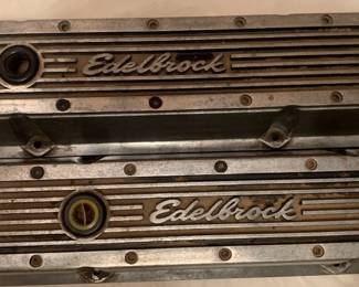 Edelbrock Valve Covers for Small Block Chevy