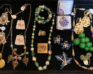 Lovely little costume jewelry collection! 