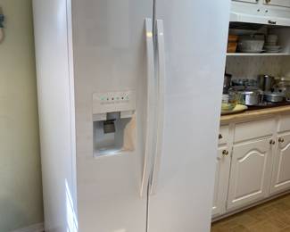 Kenmore double door refrigerator - in excellent condition