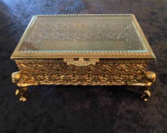 Pretty little brass jewelry box 