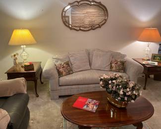 Nice sofa , coffee table & 2 matching side tables. 