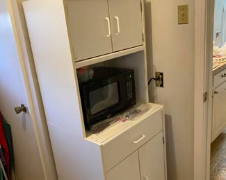 Microwave utility cabinet 