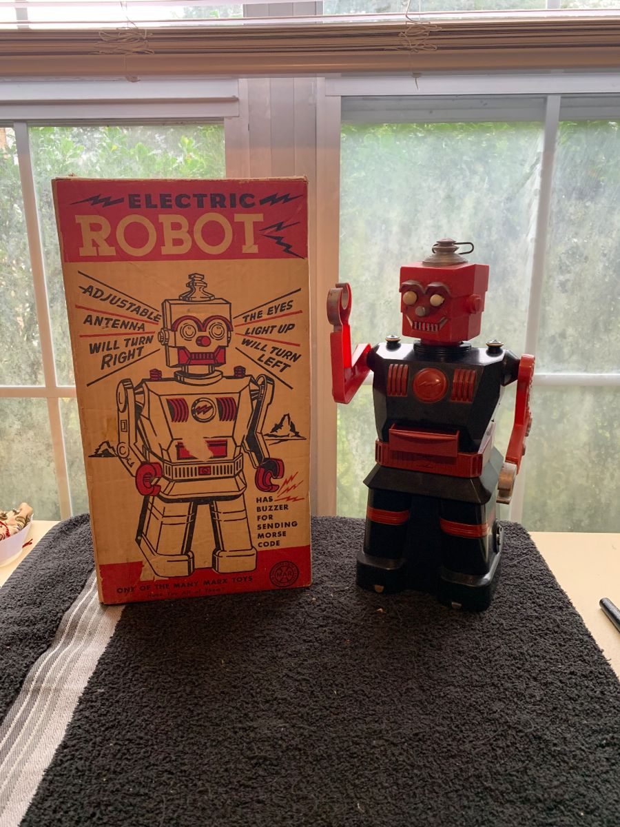 Great Old Robot in box and so many more great vintage toys! 
