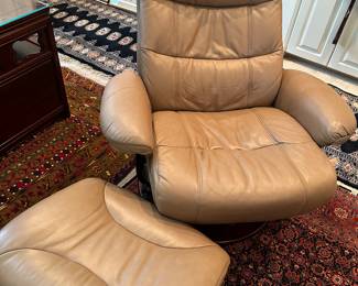 Lane Leather Chair w/ottoman