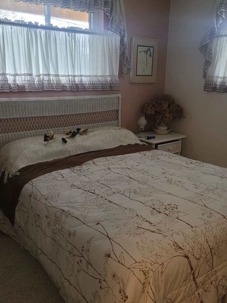 Fair Oaks Estate Sale starts on 12/1/2023