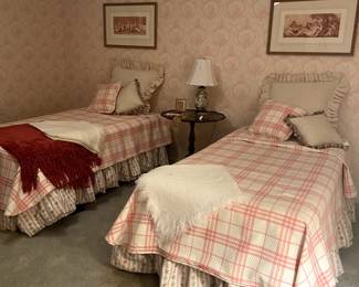 Custom Twin Bedding, pink and white