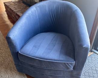 Set of 2 Blue Velvet MCM swivel chairs