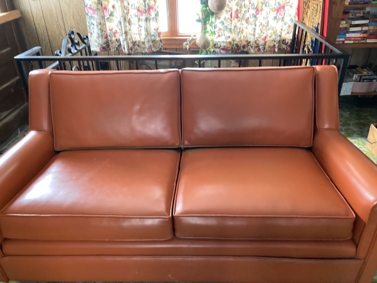 KEARSLEY ESTATE SALE in Flint, MI starts on 12/1/2023