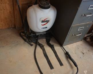 backpack sprayer