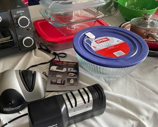 Knife Sharpeners, food storage & bakeware