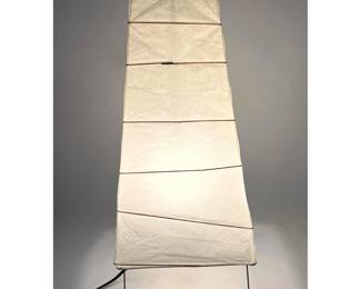 Lot 924 Noguchi Akari table lamp model 4n