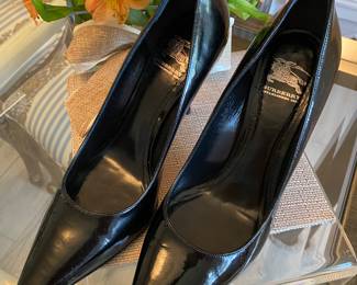 #60 - Burberry's pump satin sz $90 - good condition see pics. 