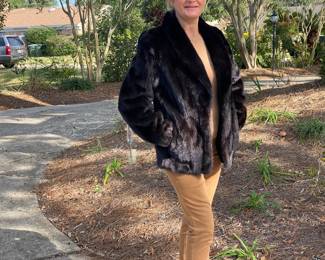 #48 - Easy to wear Black mink jacket with collar from Hening furs Montgomery AL - Size 4-6 - $395