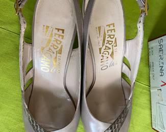 #97 -$50 Salvatore Ferragamo  pumps Nanbuck Calf leather Size 8 