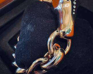 #2 - Hermes MM Galop 18kt rose gold horse bracelet with diamonds. price upon request. 