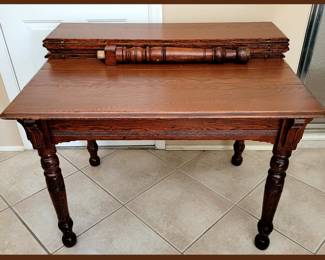 Extension Table with Extra Leg and Leaves