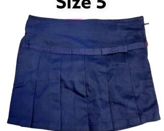 FIVE Size 5 French Toast Pleated Scooter