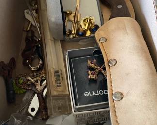 Costume Jewelry, Keys