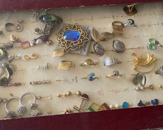 Assorted Jewelry