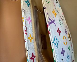 WHITE MULTICOLOR LOOPING SHOULDER BAG