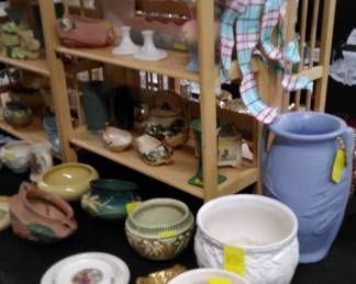American Art Pottery, Mc Coy, Roseville, Weller, etc.