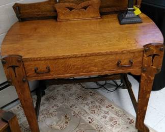 Vintage Oak Arts and Crafts Single Drawer Desk with Letter Holder and Dual Side Compartments, Mission Style Lamp with Mica Shade