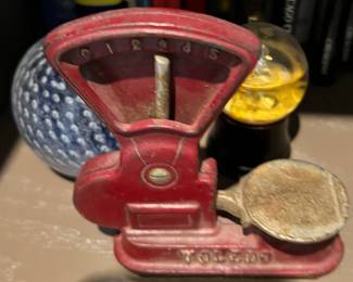Vintage Cast Iron Scale