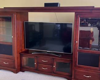 Winners Only Entertainment Unit, TV