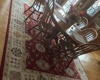 Solid pad dining room table and 6 chairs
100% wool rug