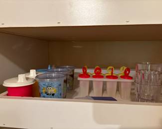 Vintage kids plastic ware 