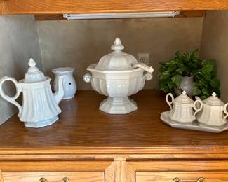 Ceramic 9 piece serving set