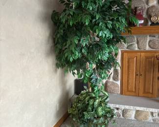 8 st brass potted faux tree